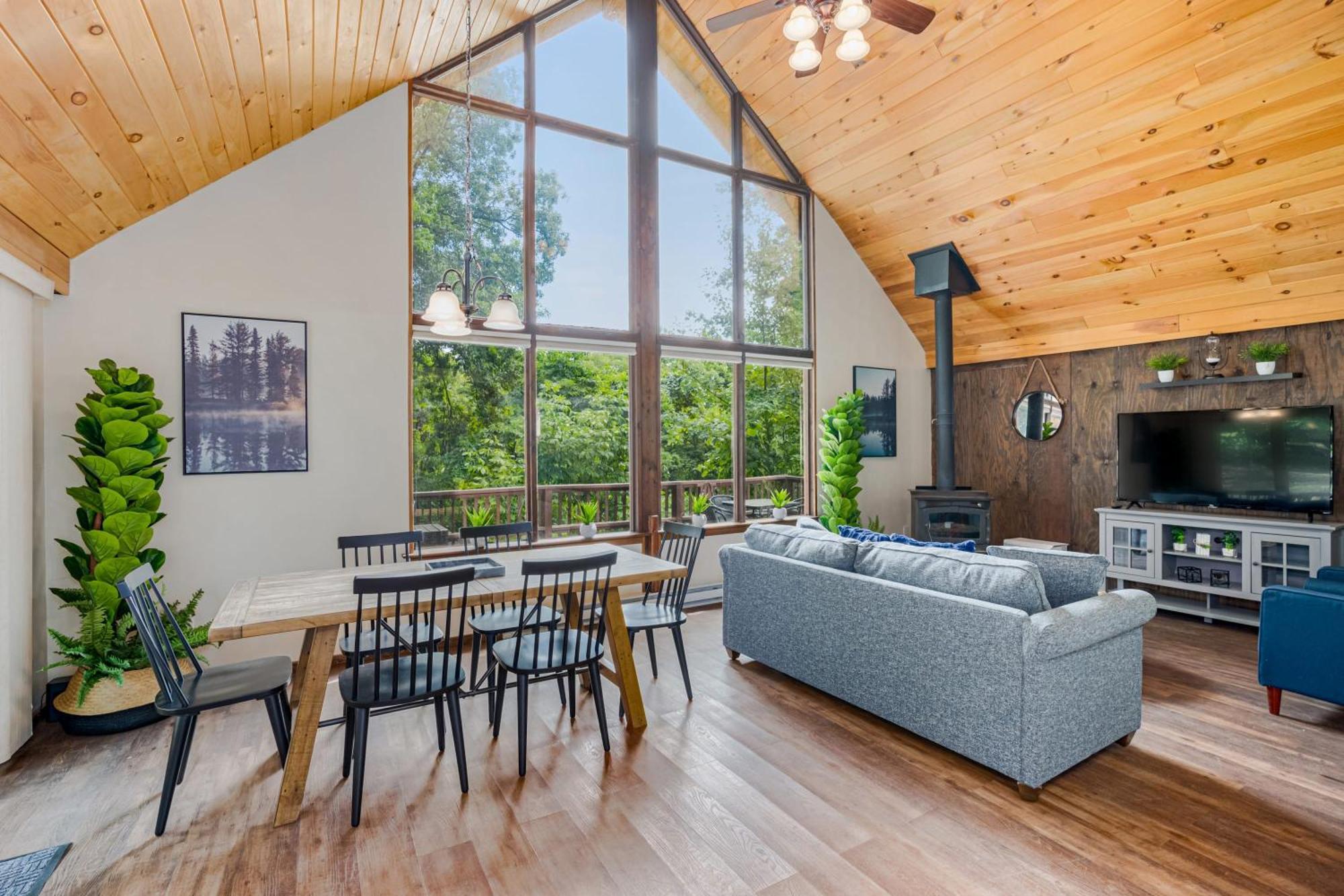 Quaint Loft Cabin W Hot Tub, Firepit, Deck & Grill Hedgesville Exterior foto